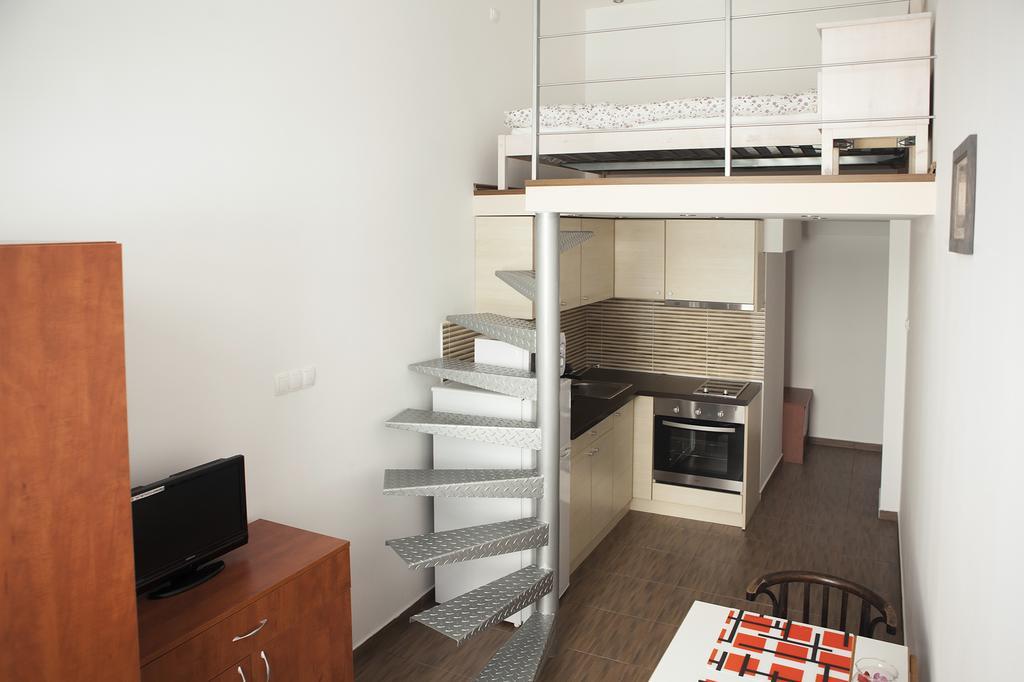 Cute Downtown Studios Budapest Exterior foto